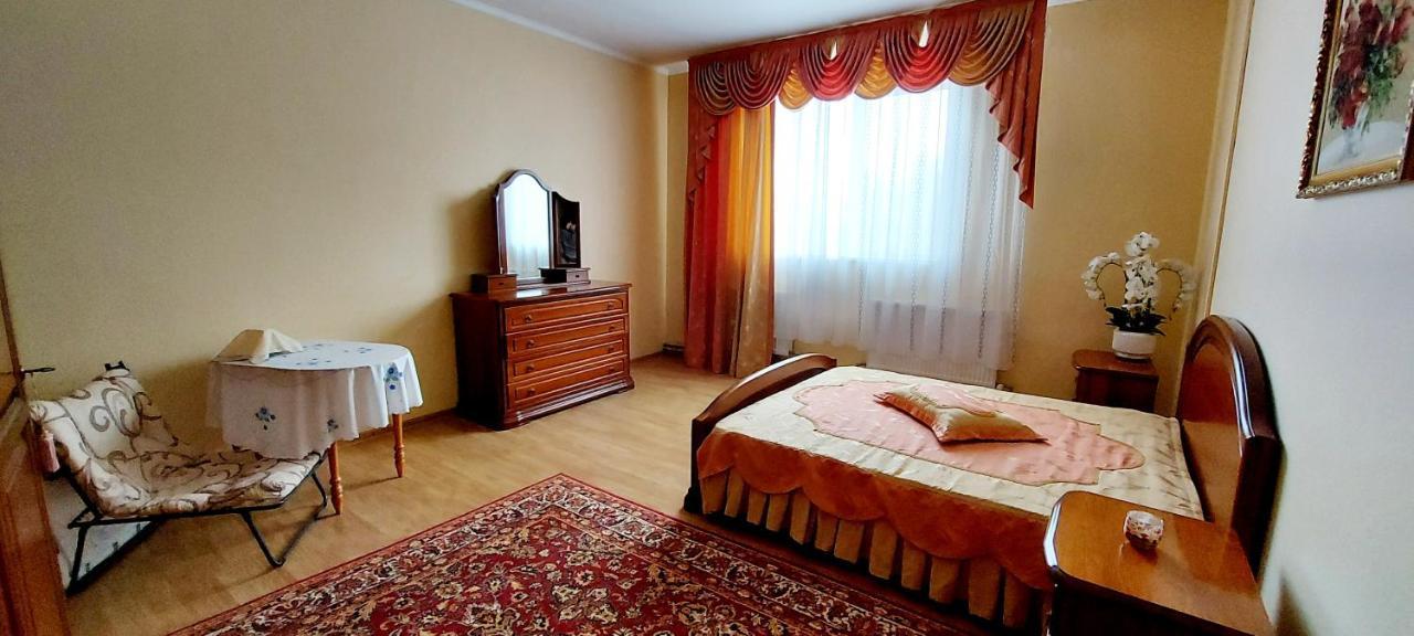 חוסט Hotel Bb Student מראה חיצוני תמונה